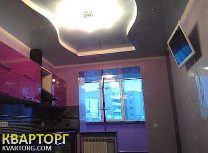 Rent out 2-room apartment. Киев, Харьковское шоссе — photo 1