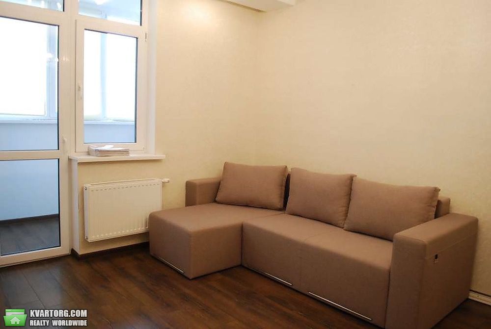 Sell 1-room apartment. Киев,  Дегтяренко — photo 1