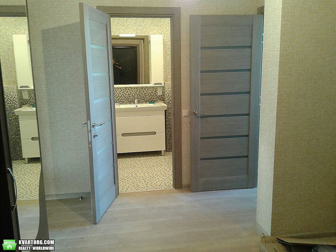 Rent out 2-room apartment. Киев, Метрологическая — photo 8