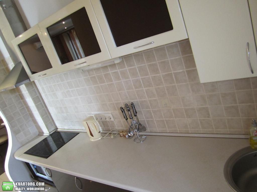 Rent out 2-room apartment. Киев,  Саксаганского — photo 7