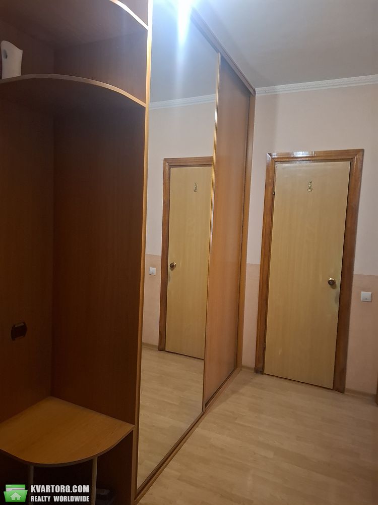 Rent out 2-room apartment. Киев, Саперно-Слободская — photo 10