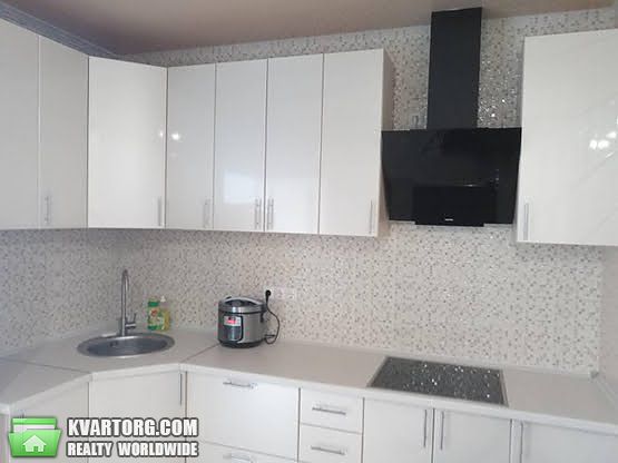 Rent out 2-room apartment. Киев, вацвала гавела — photo 2