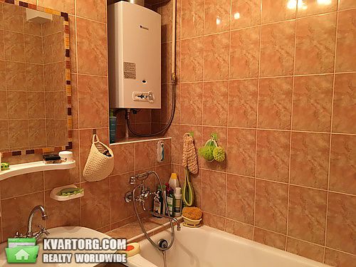 Rent out 4-room apartment. Киев, Костёльная ул. — photo 9