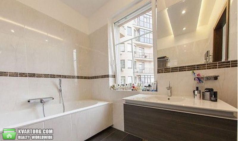 Rent out 4-room apartment. Киев, Льва Толстого ул. — photo 8