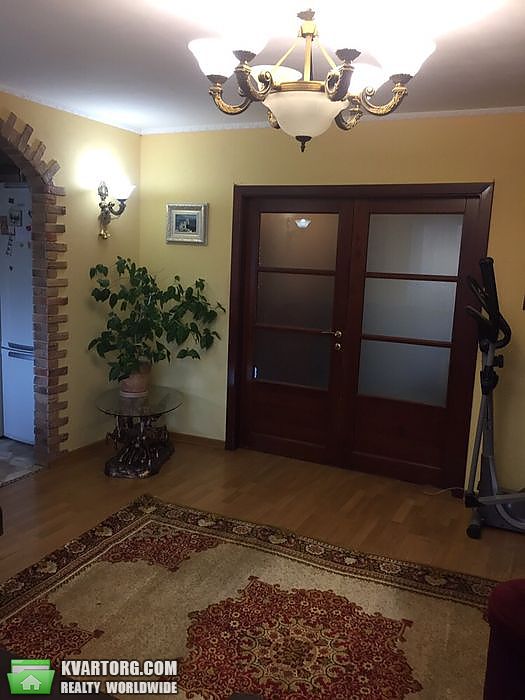 Sell 3-room apartment. Киев,  Приречная — photo 1