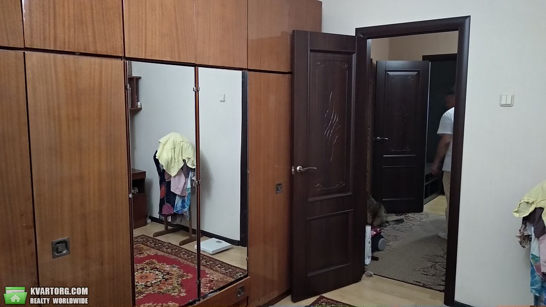 Sell 3-room apartment. Киев,  Петропавловская — photo 3