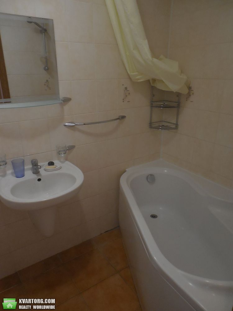 Rent out 2-room apartment. Киев,  Большая Васильковская — photo 6