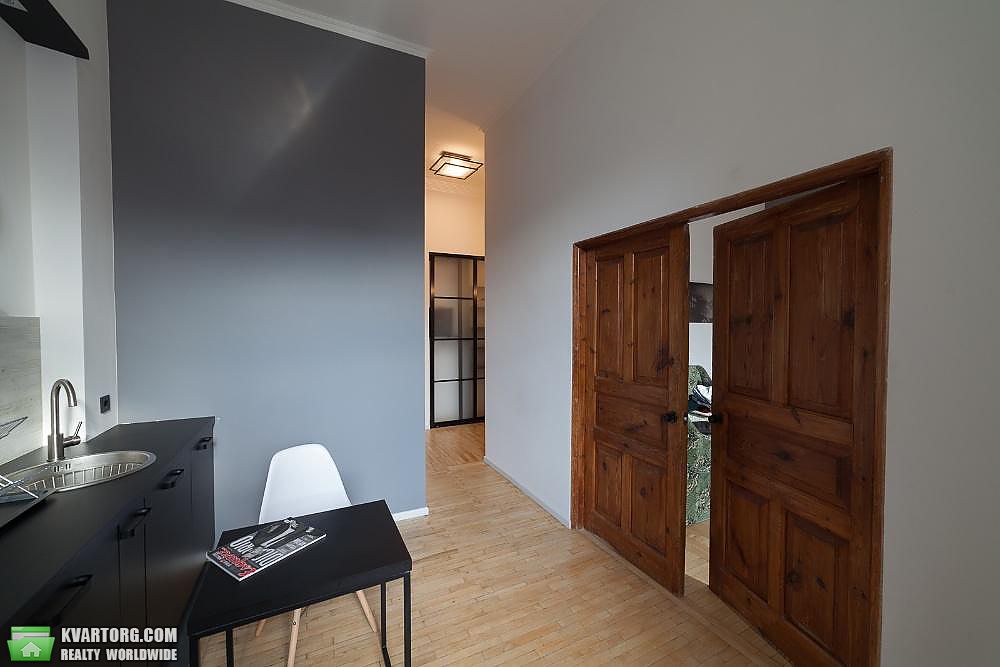 Rent out 1-room apartment. Киев,  Почайнинская — photo 6