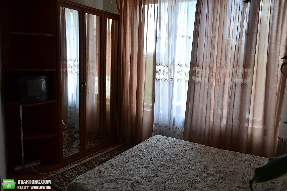 Rent out 4-room apartment. Киев,  Жилянская — photo 7