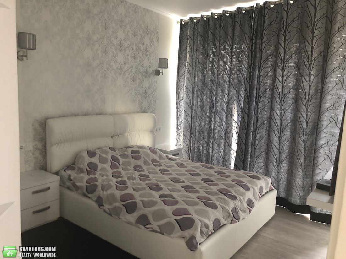 Rent out 2-room apartment. Киев,  Заречная — photo 6