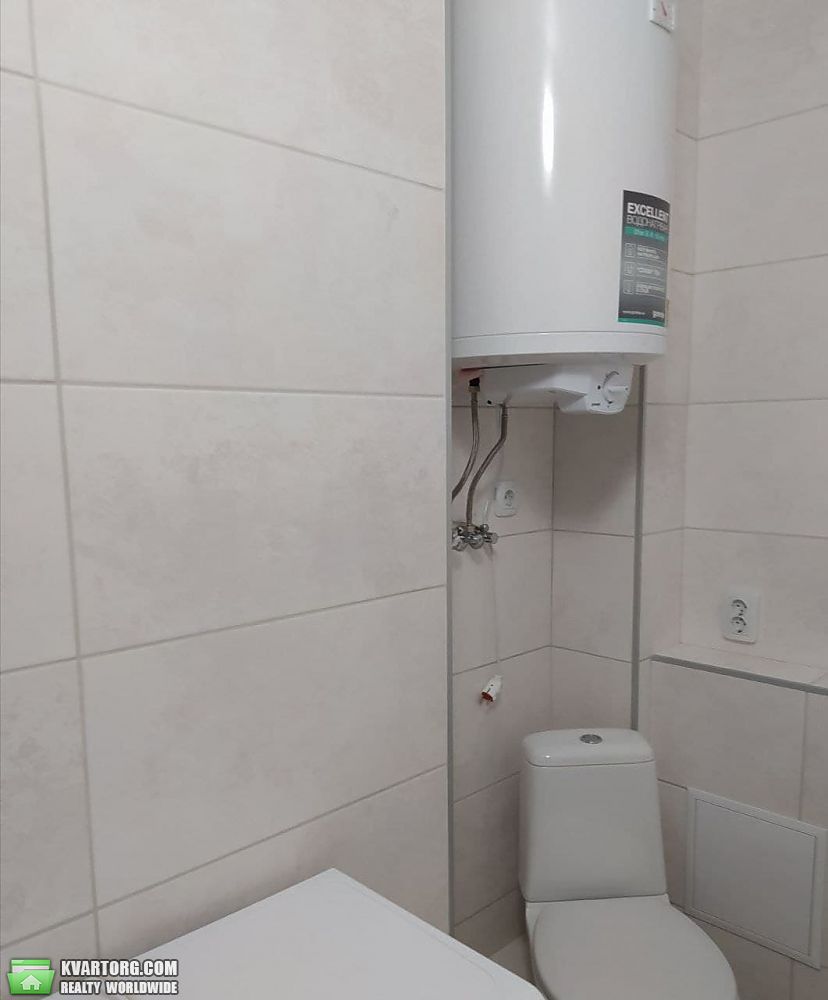 Rent out 1-room apartment. Киев, Балтийский — photo 8