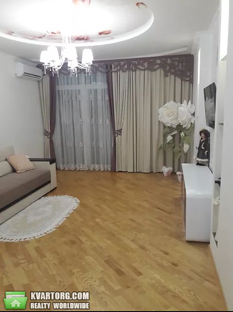 Rent out 1-room apartment. Киев, Симоненко — photo 1