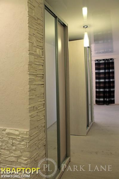 Sell 2-room apartment. Киев,  Красноткацкая — photo 2