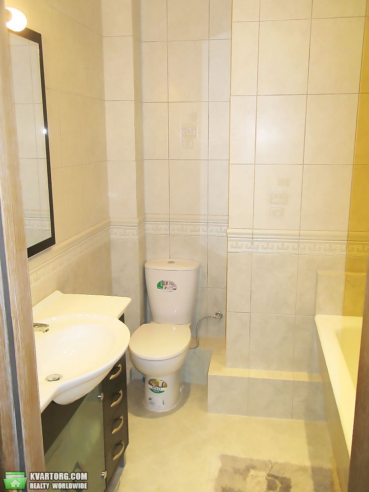 Rent out 3-room apartment. Киев,  Черновола — photo 7