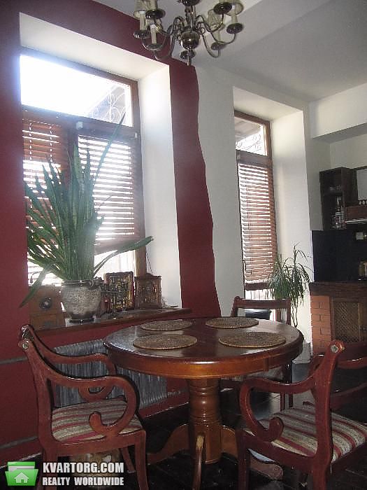 Sell 2-room apartment. Киев,  Нижний Вал — photo 1
