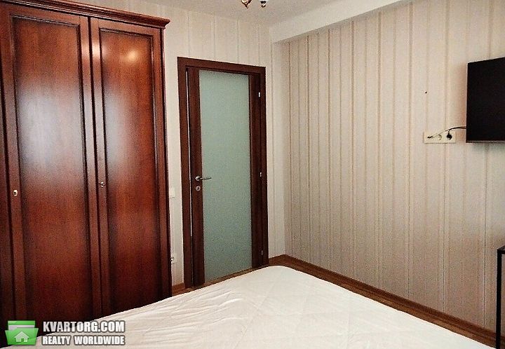 Rent out 2-room apartment. Киев, Коновальца Евгения — photo 7