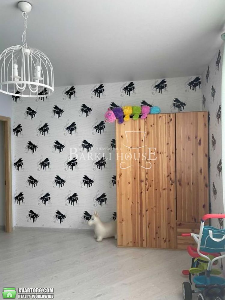 Rent out 3-room apartment. Киев,  Моторный пер — photo 10