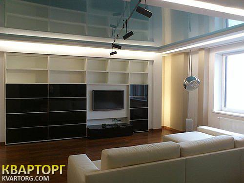 Rent out 3-room apartment. Киев,  Старонаводницкая — photo 1