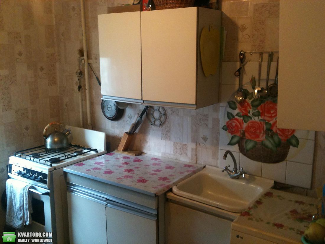 Sell 1-room apartment. Киев,  Захаровская — photo 2