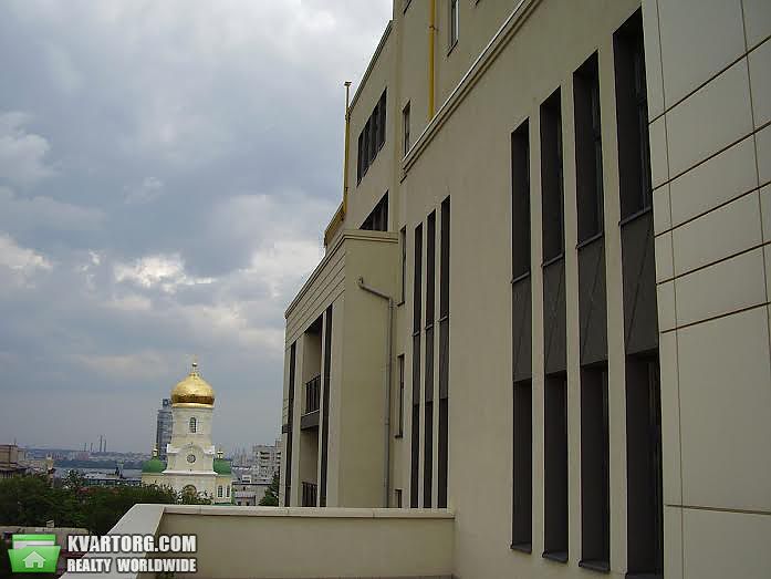 Sell 4-room apartment. Днепропетровск, Комсомольская — photo 1