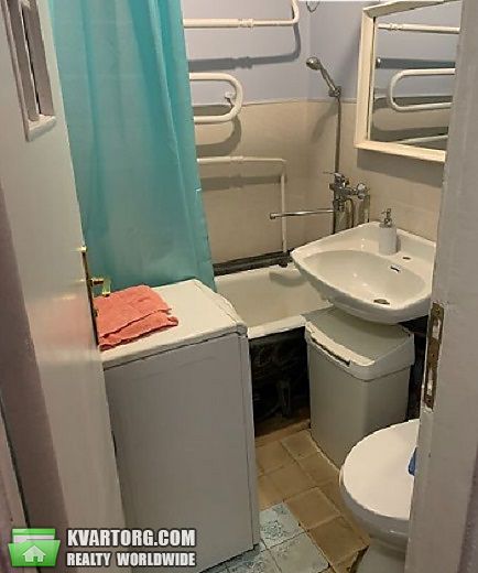 Sell 2-room apartment. Киев,  Салютная — photo 10