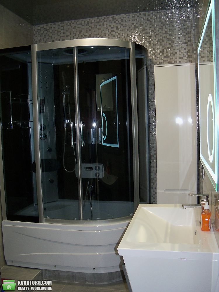 Rent out 2-room apartment. Киев, Регенераторная — photo 2