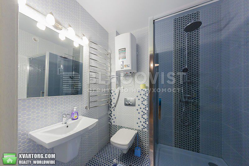 Rent out 1-room apartment. Киев,  Крушельницкой — photo 3