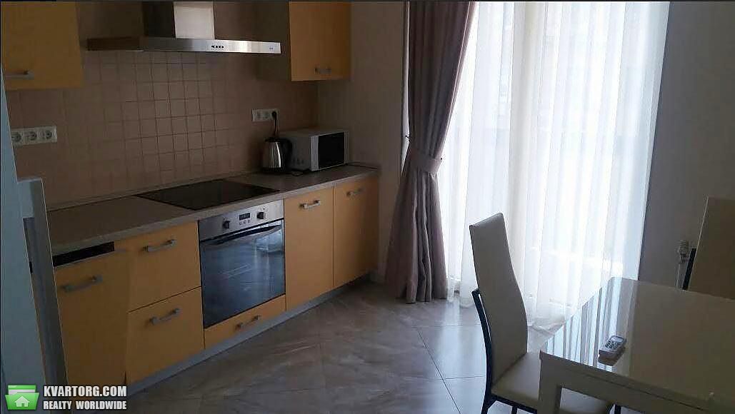 Rent out 1-room apartment. Киев,  Гоголевская — photo 1