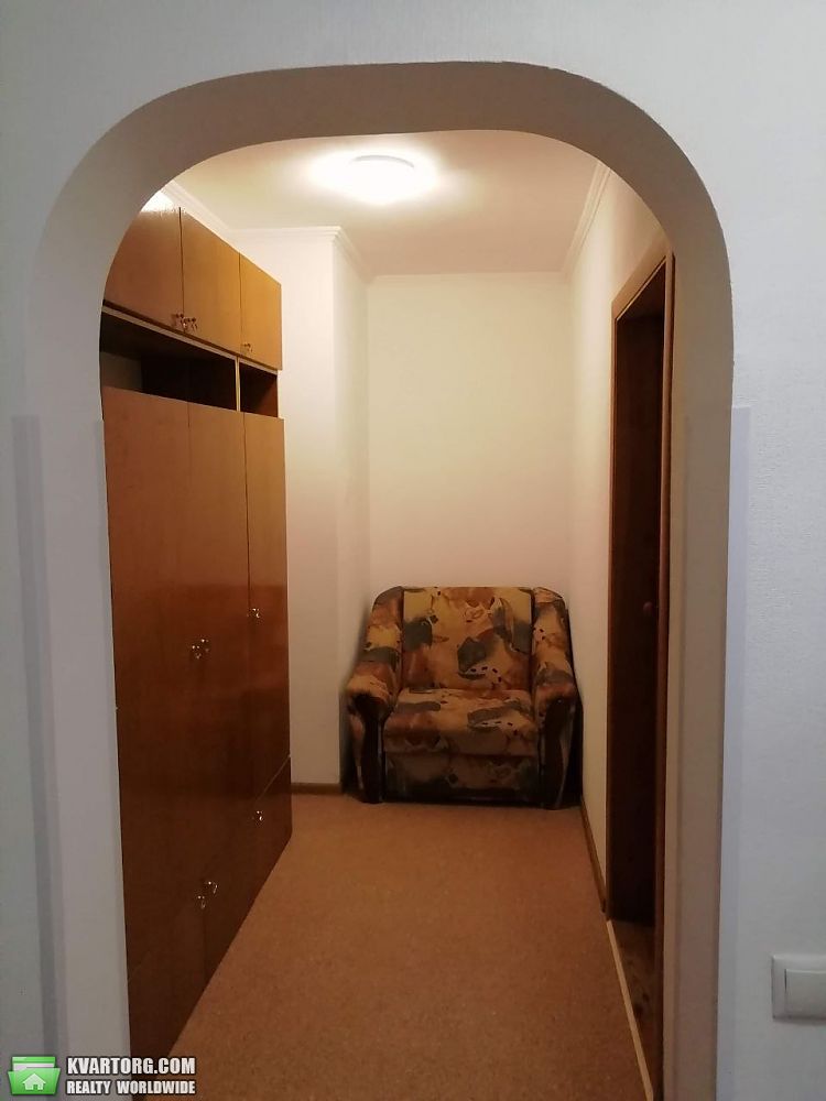 Rent out 1-room apartment. Киев, Урлівська — photo 5
