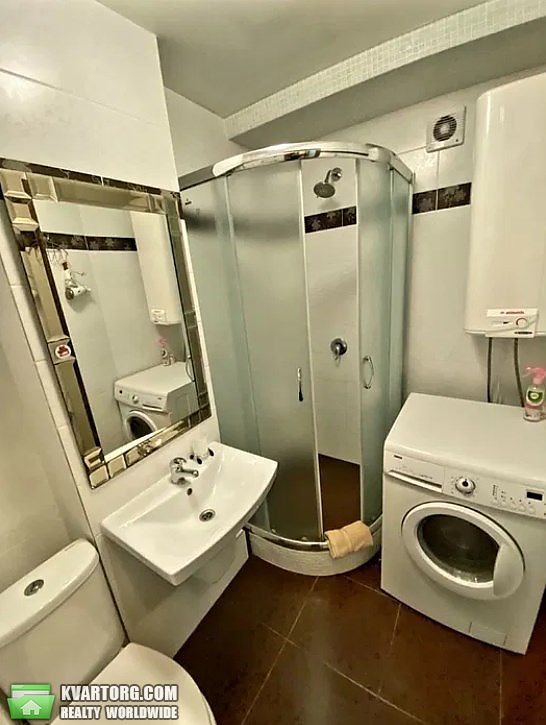 Rent out 1-room apartment. Киев, Лаврская — photo 6