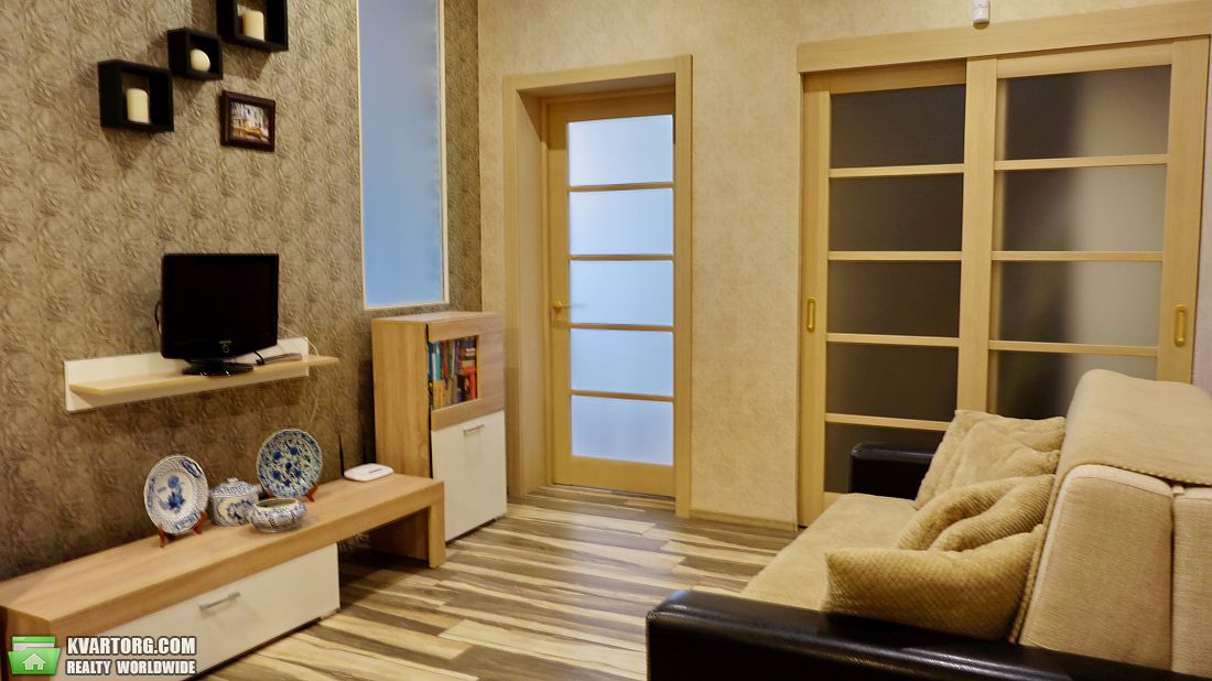 Rent out 3-room apartment. Киев,  Харьковское шоссе — photo 6