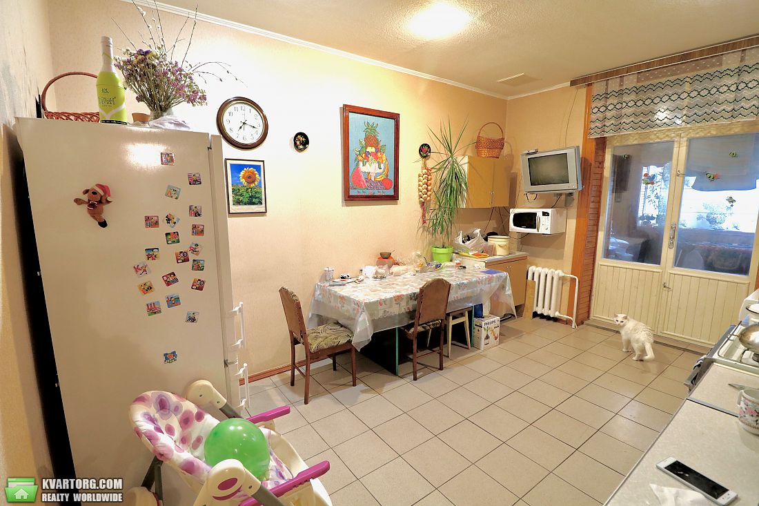 Sell 3-room apartment. Киев,  Попудренко — photo 7