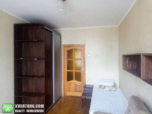 Rent out 2-room apartment. Киев,  Леси Украинки бул — photo 2