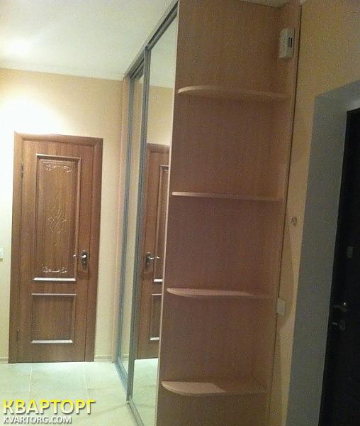 Rent out 2-room apartment. Киев, Мишуги Олександра — photo 3