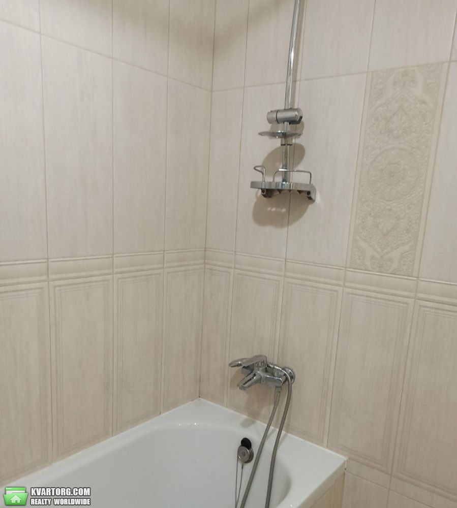 Rent out 1-room apartment. Киев,  Панельная — photo 3