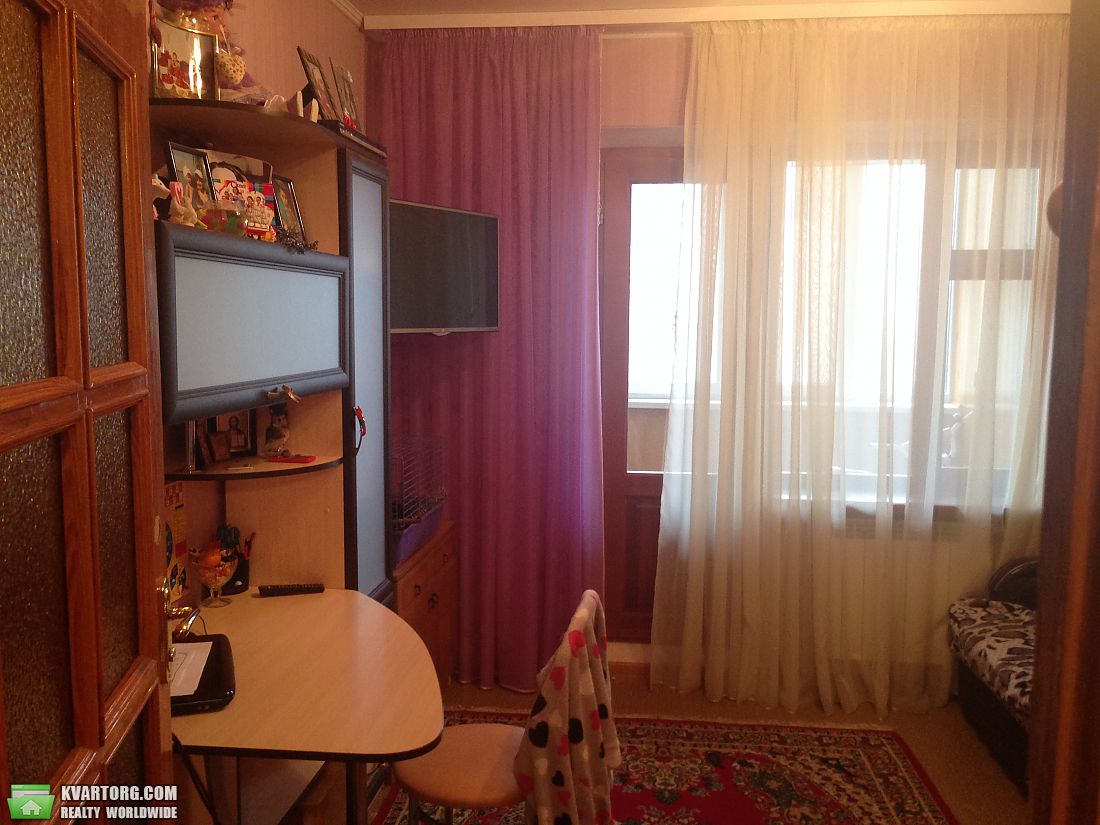 продам 3-комнатную квартиру. Киев,  бульвар Леонида быкова - фото 1