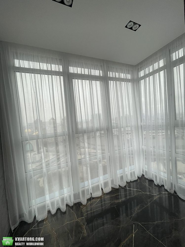 Rent out 3-room apartment. Киев,  Никольско-Слободская — photo 10