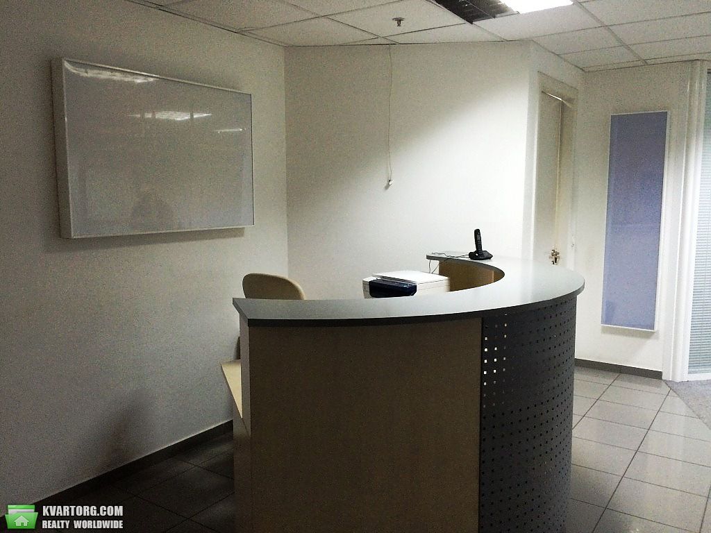Rent out office. Киев, Крещатик — photo 1