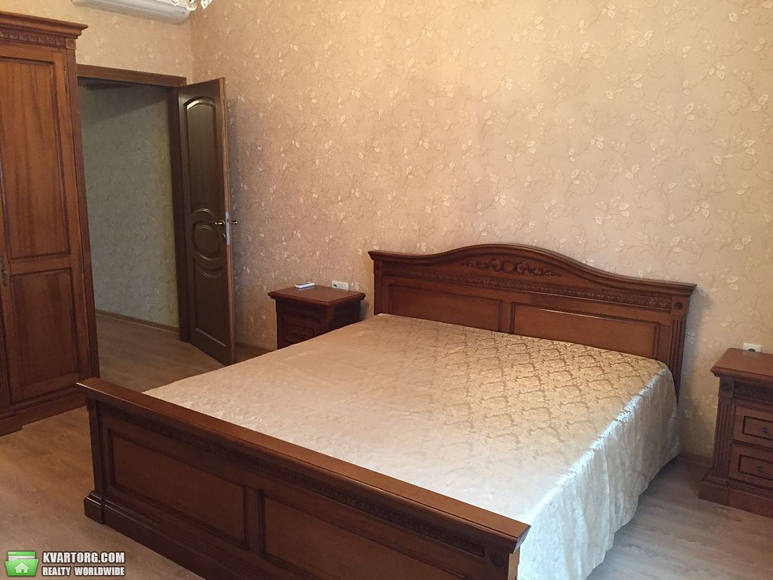 Sell 2-room apartment. Киев,  Драгомирова — photo 1