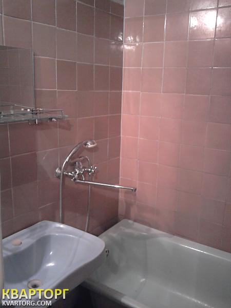 Rent out 1-room apartment. Одесса, Жолио Кюри — photo 4