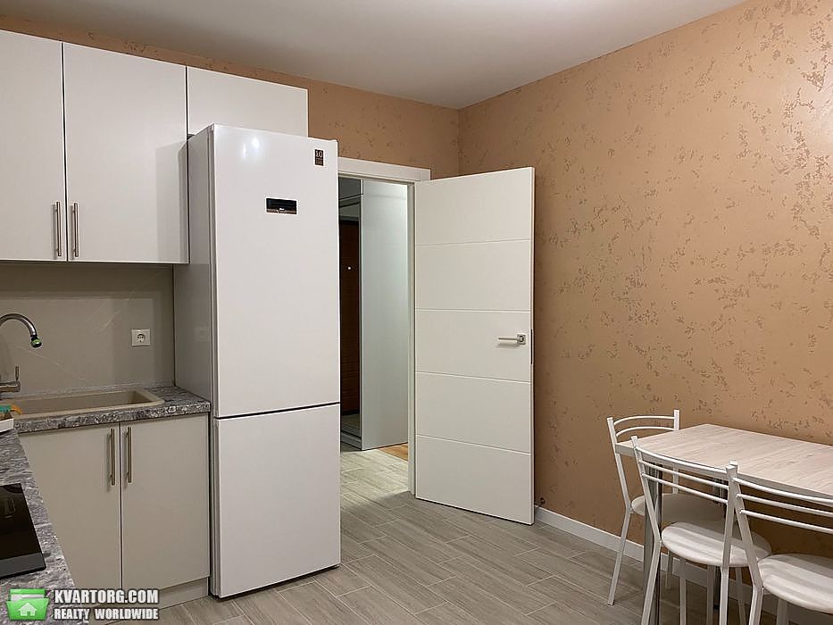 Rent out 1-room apartment. Киев, пригородная — photo 1