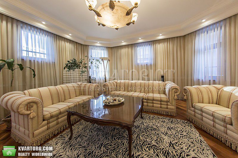 Rent out 3-room apartment. Киев,  Павловская — photo 4