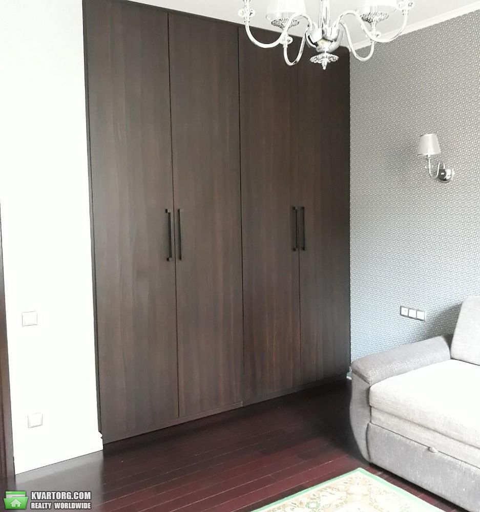 Rent out house. Киев, ананасная — photo 4