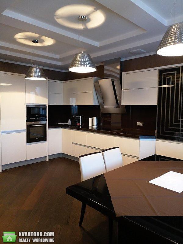 Rent out 3-room apartment. Киев,  Белорусская — photo 2