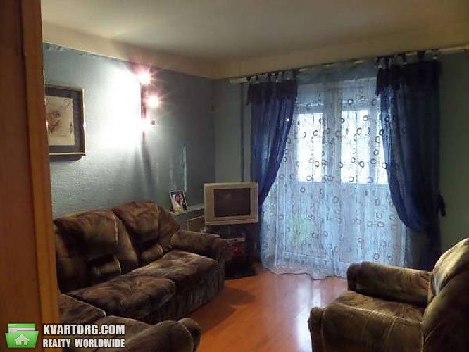 Sell 3-room apartment. Киев,  Зодчих — photo 1