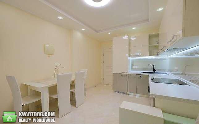 Rent out 2-room apartment. Киев, Драгоманова — photo 7