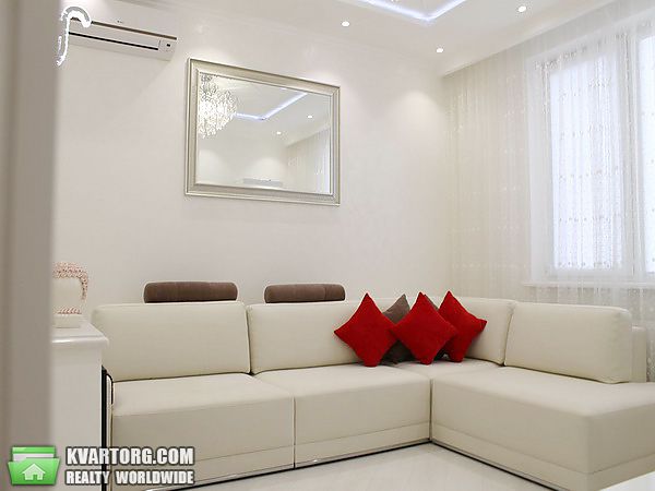 Sell 3-room apartment. Одесса, Среднефонтанская — photo 1