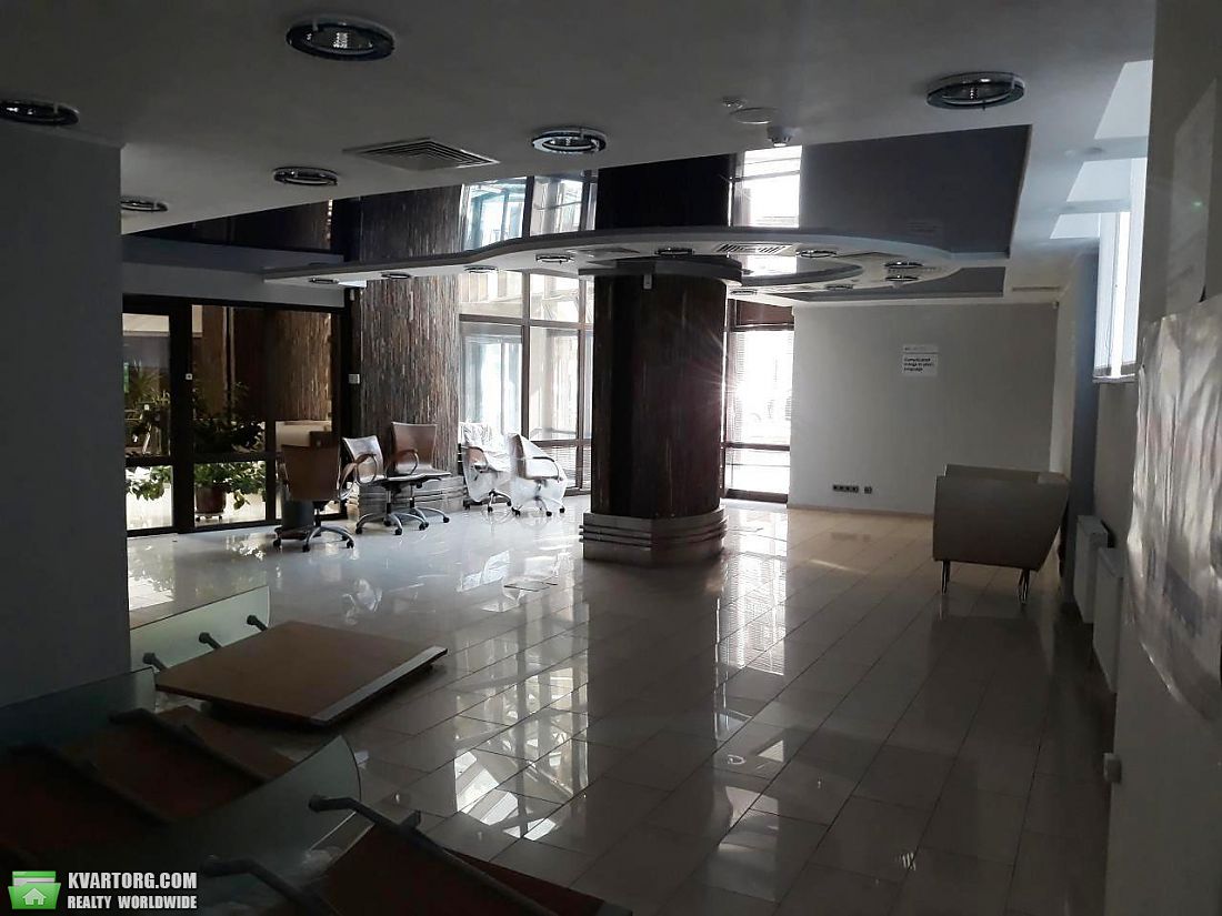 Rent out office. Киев,  Дмитриевская — photo 1