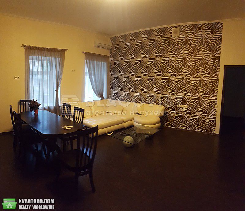 Rent out 2-room apartment. Киев,  Лютеранская — photo 1