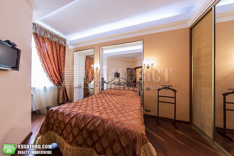 Rent out 2-room apartment. Киев,  Шелковичная — photo 9